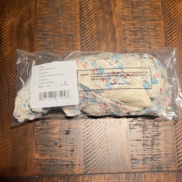 NEW🔥Free People Take It Away Bodysuit - Sleeveless Ivory Combo $68 - Picture 9 of 9